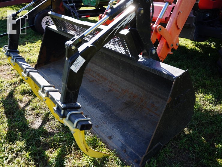 2018-kubota-m7-151-image-12