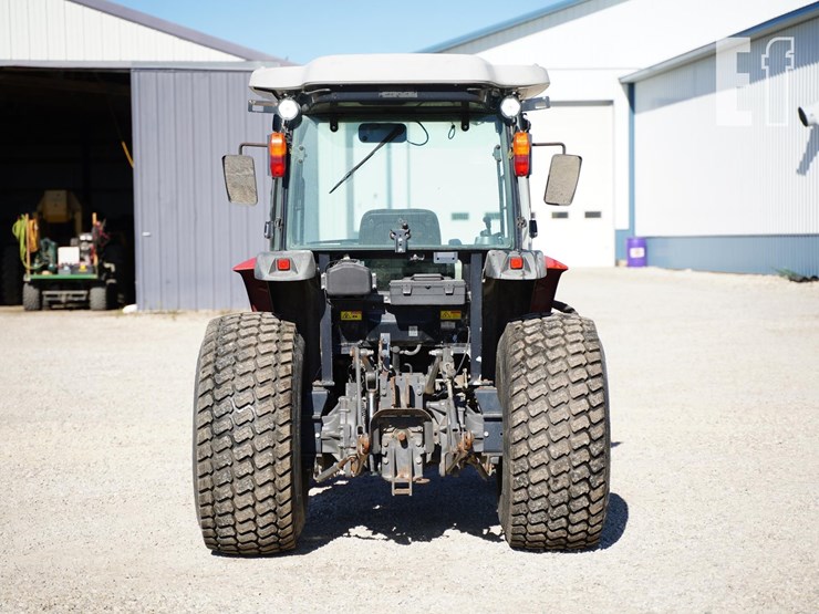 2014-massey-ferguson-1758-image-6