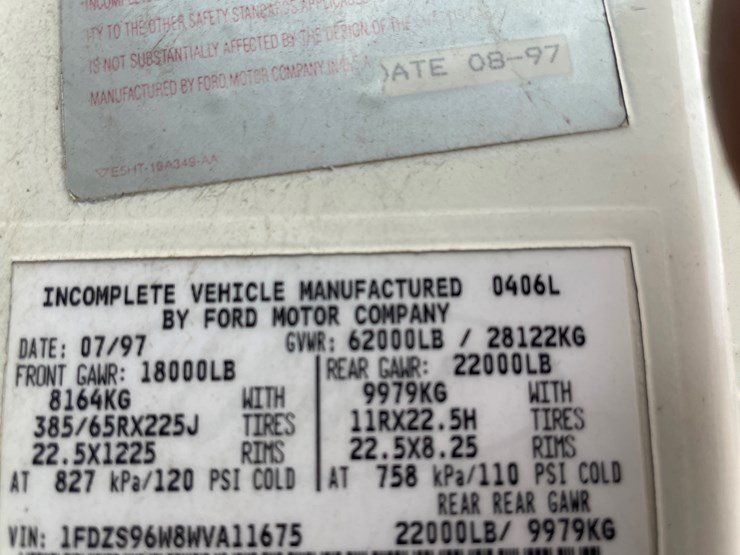#4727-•-1998-ford-louisville-super-sucker-vac-truck-(wi-title-in-delay)-image-91