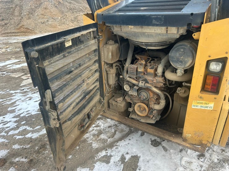2013-caterpillar-289d-image-21