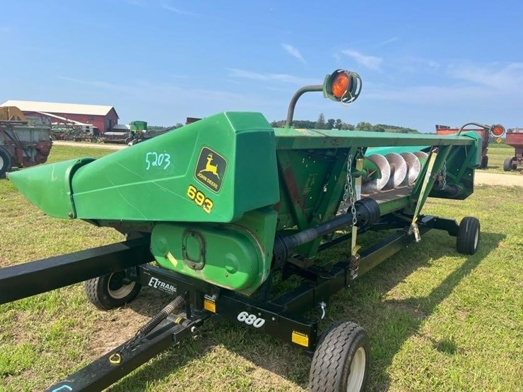 john-deere-693-image-1