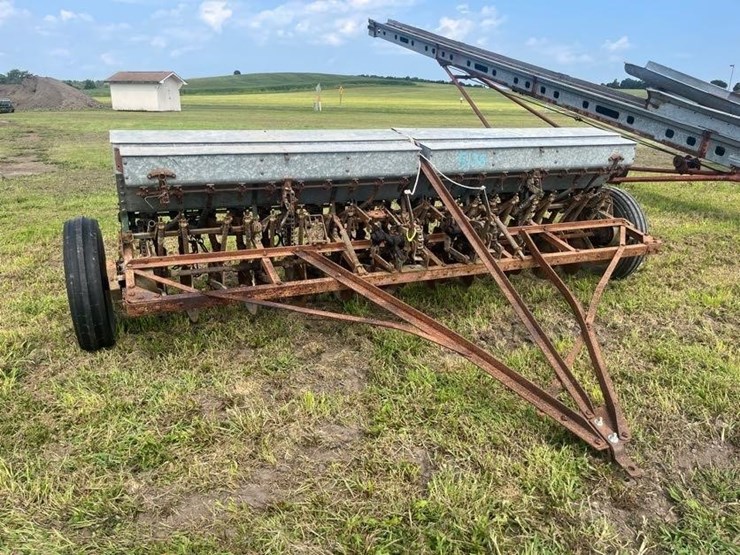 case-grain-drill-image-1