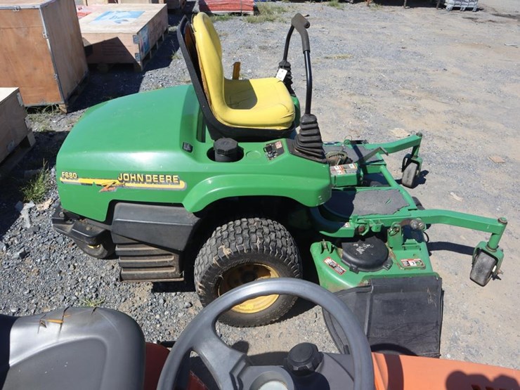 john-deere-f680-image-9