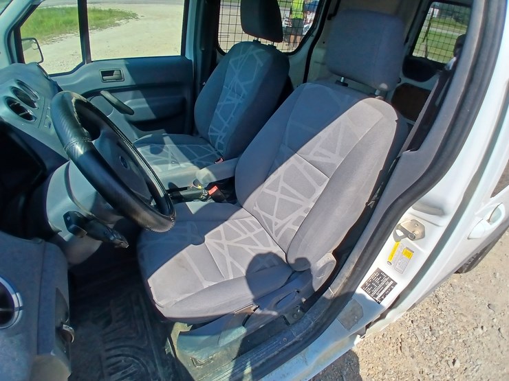 2012-ford-transit-connect-image-28