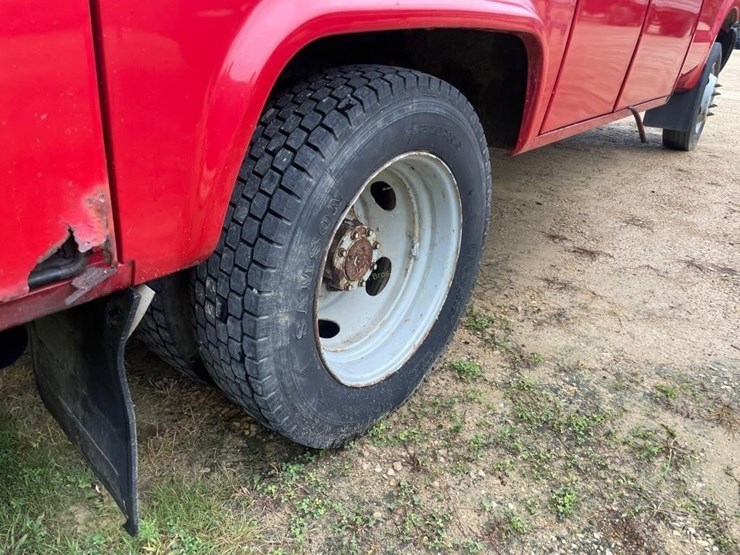 1999-ford-f550-image-10
