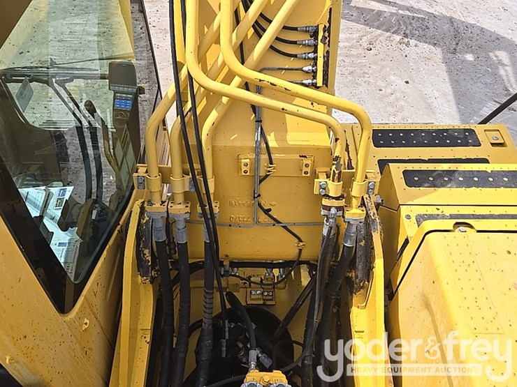 2019-komatsu-pc360-lc-11-image-38