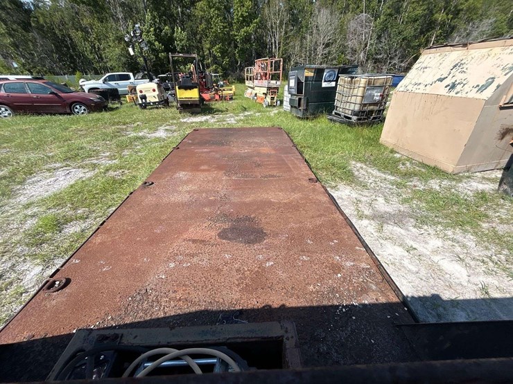 22ft-rolloff-flatbed-body-image-6