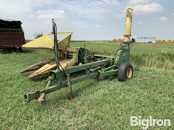 1976-john-deere-3800-image-1