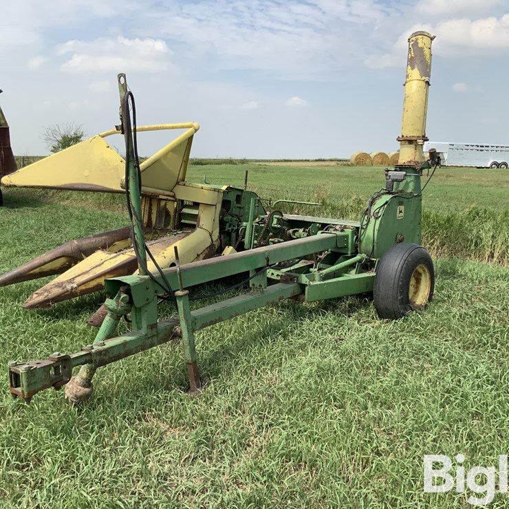 1976 JOHN DEERE 3800