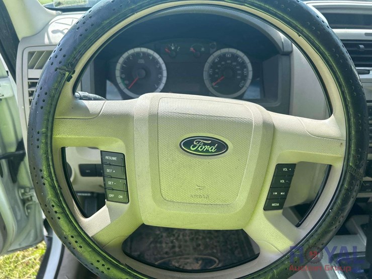 2008-ford-escape-hybrid-image-13