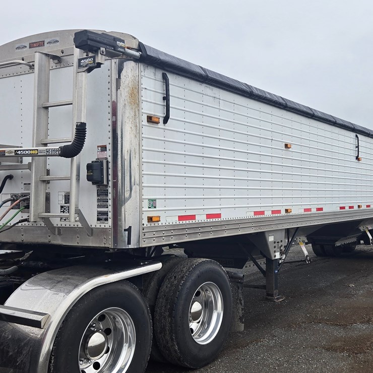 #376 • 2010 Timpte Hopper