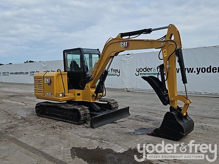 2022-caterpillar-305.5-image-6