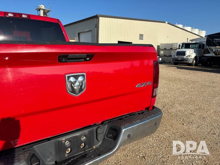 2014-dodge-ram-2500-image-28