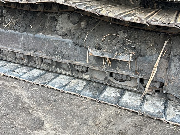caterpillar-320-image-36