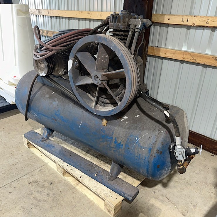 DEVILBISS AIR COMPRESSOR