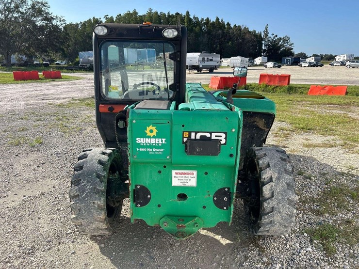 jcb-525-image-22