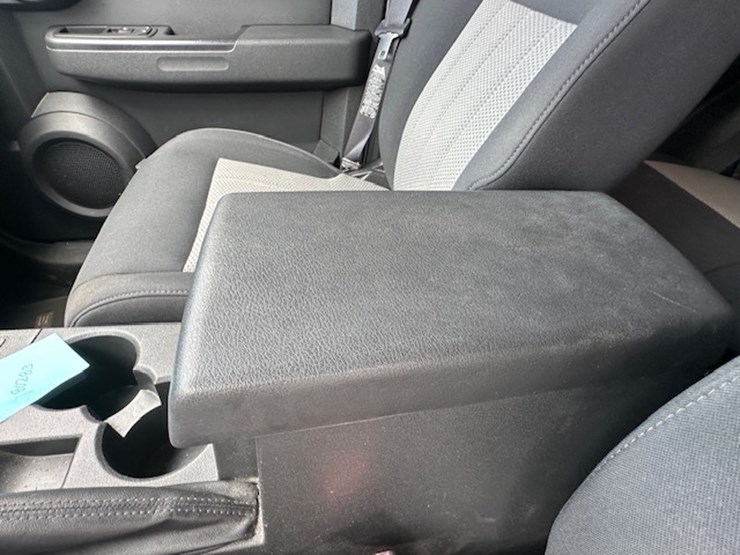 2010-dodge-nitro-image-44