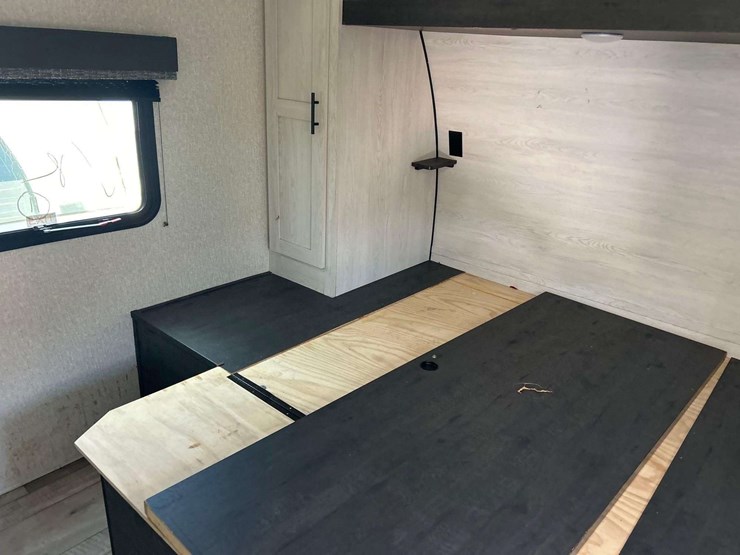 2022-k-z-sportsmen-260bhse-28ft-t/a-travel-trailer-image-6