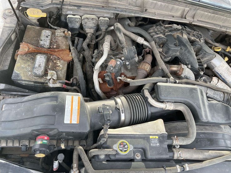 2011-ford-f550-image-31