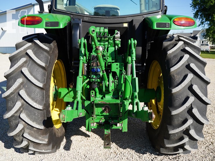 2018-john-deere-6120r-image-23