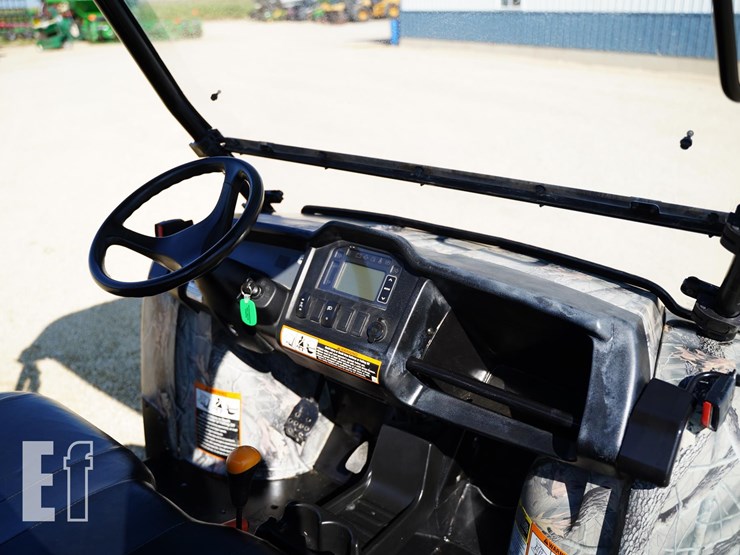 2017-john-deere-gator-xuv-825i-image-23