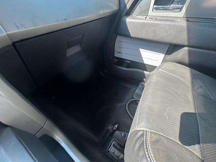 2014-ford-f150-image-45