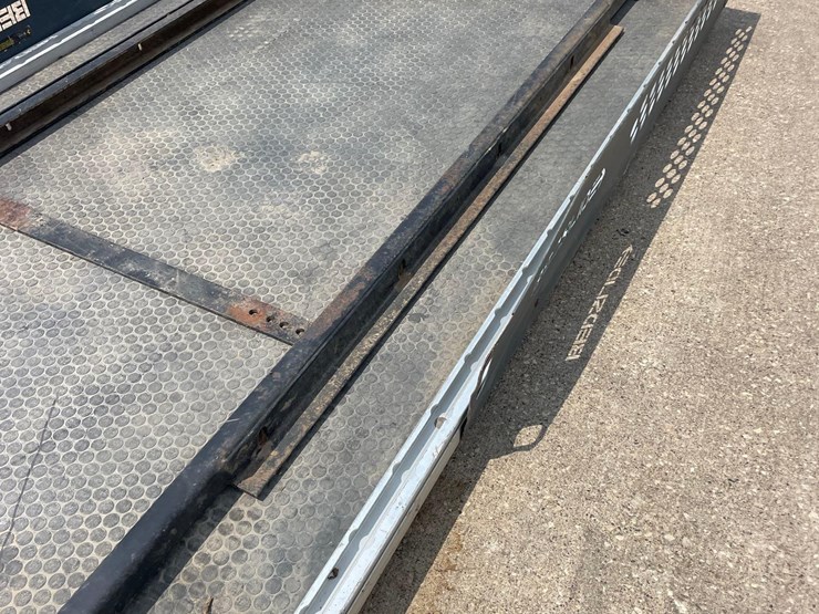 pickup-bed-slide-for-8ft-pickup-box-image-4