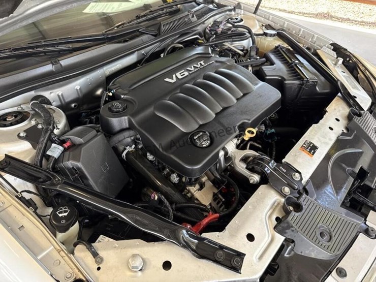 2016-chevrolet-impala-ls-sdn-image-10