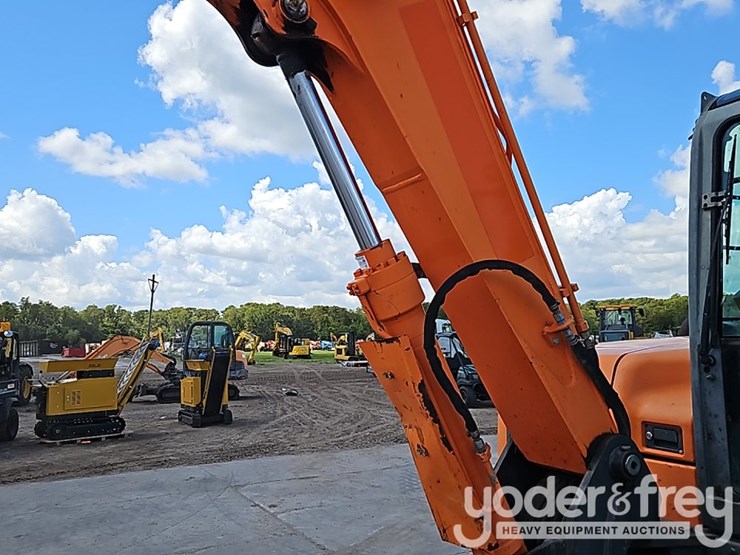 doosan-dx85r-3-image-19