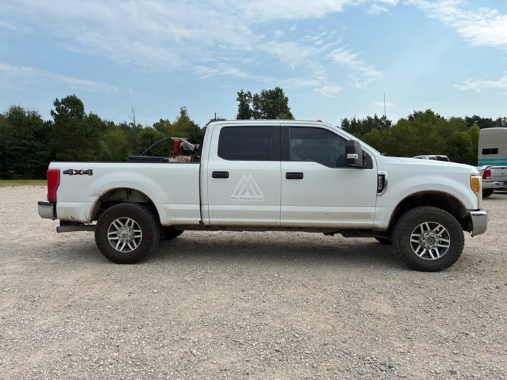 2017-ford-f250-image-4
