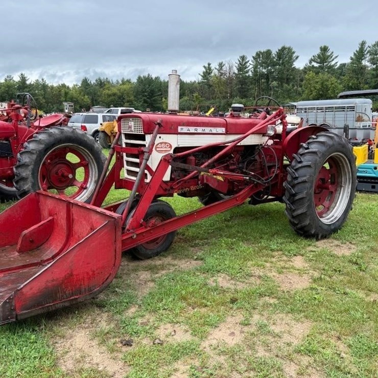 Farmall 460 Gas Tractor with Loader
