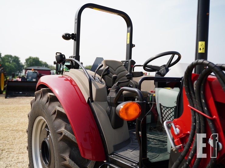 2022-case-ih-farmall-75a-image-23