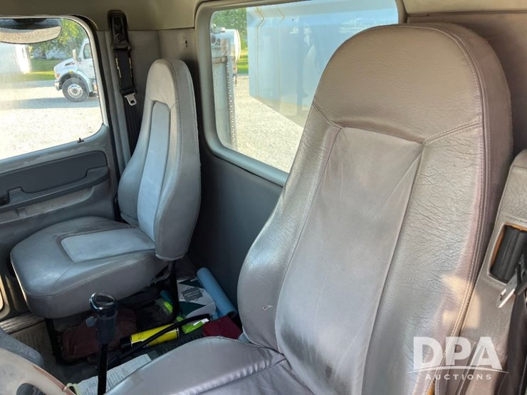 2007-freightliner-dry-tender-truck-(jn2723,-unit-108073)-image-69