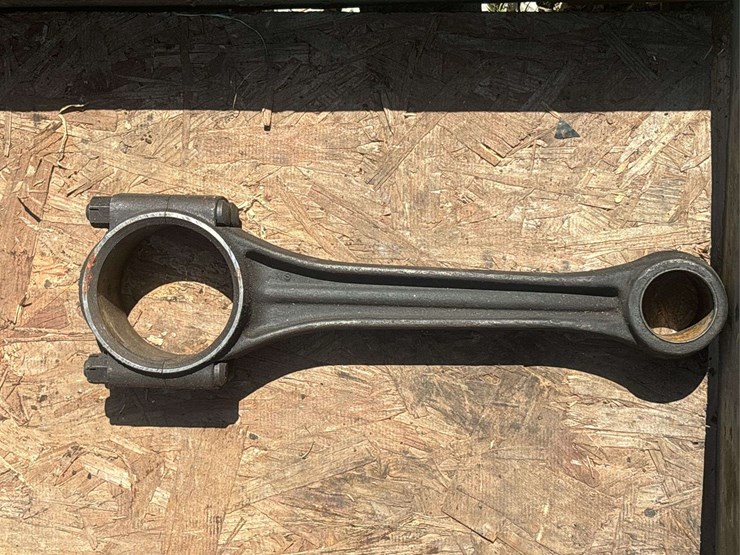 john-deere-model-g-rod-set-and-camshaft-image-14