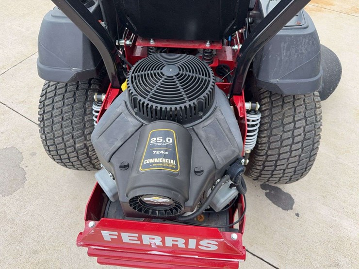 2018-ferris-isx-600-zero-turn-mower-image-11