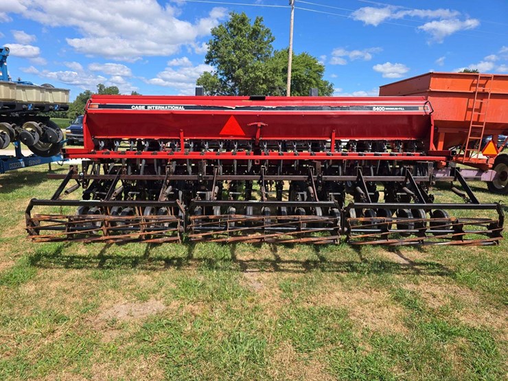 case-ih-5400-image-4