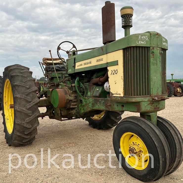 JOHN DEERE 720