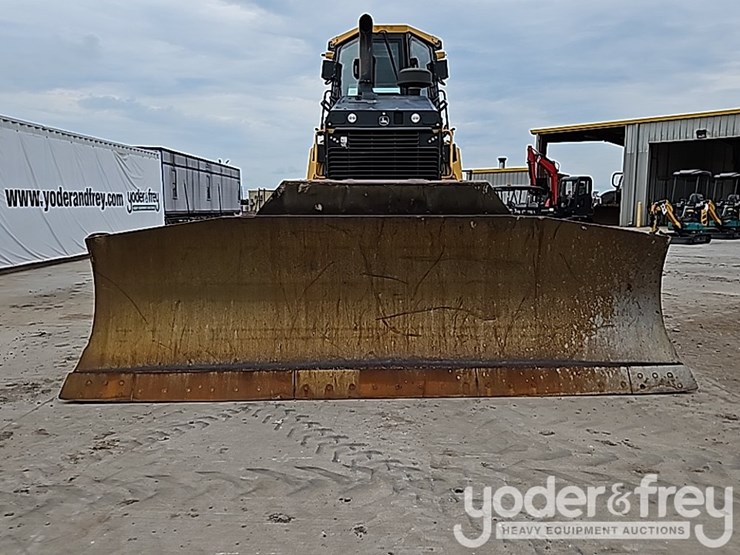 2018-deere-850k-lgp-image-22