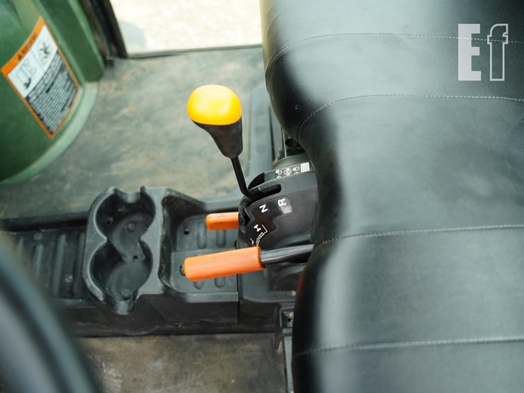 2013-john-deere-gator-xuv-855d-image-30