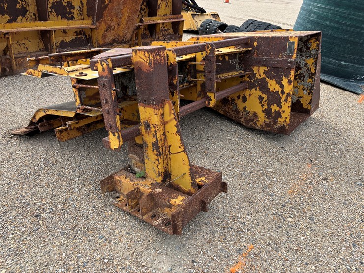 #79687-•-gomaco-concrete-form-attachments-image-8
