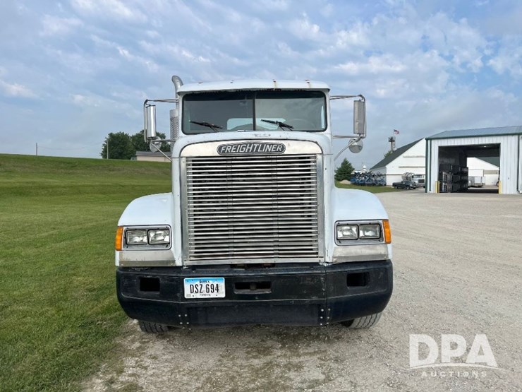 1993-freightliner-truck-(jn2646,-unit-42339)-image-3