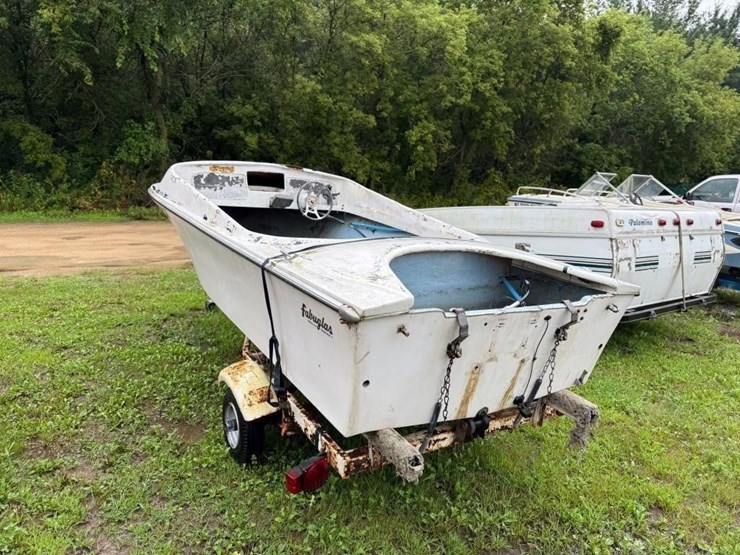fabuglas-15'-boat-and-trailer-image-4