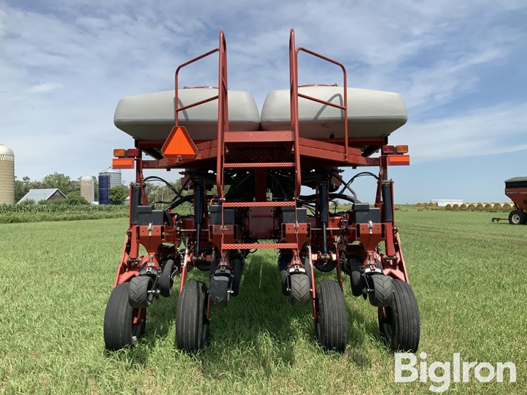 2012-case-ih-1250-image-6