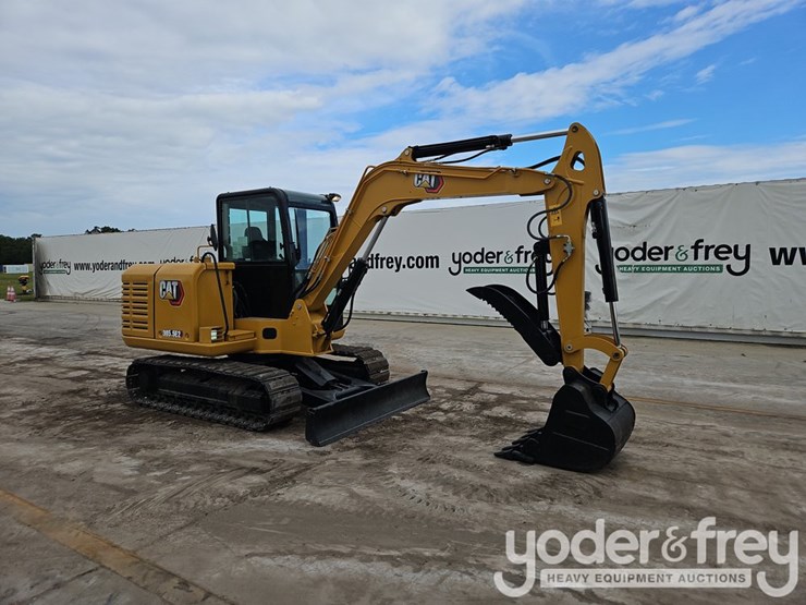 2021-caterpillar-305.5-image-6