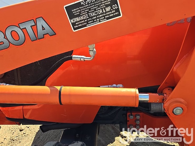 2017-kubota-mx5100-image-28