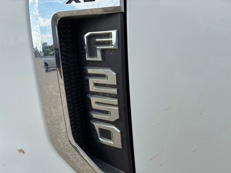2017-ford-f250-image-13