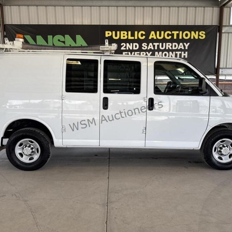 2013 CHEVROLET EXPRESS 2500