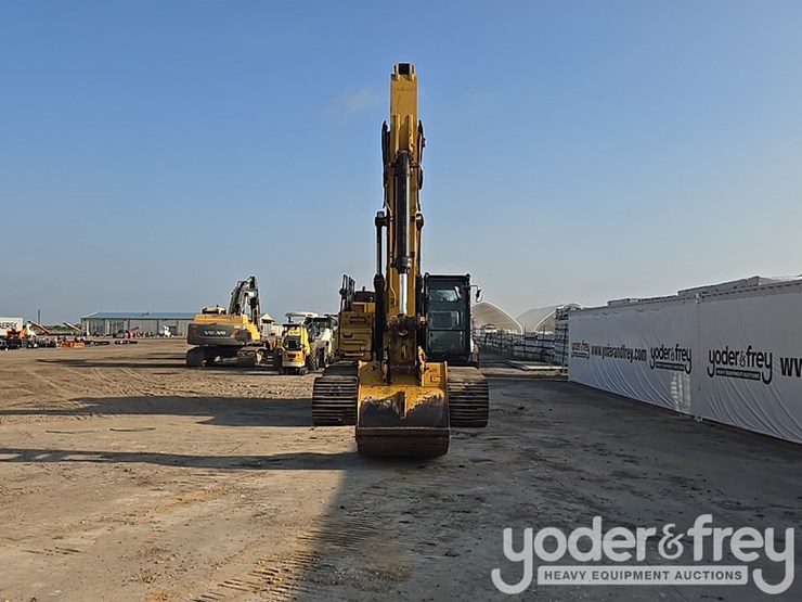 2015-caterpillar-336-f-image-8