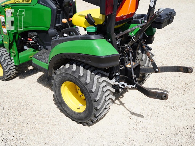 2018-john-deere-1025r-image-19