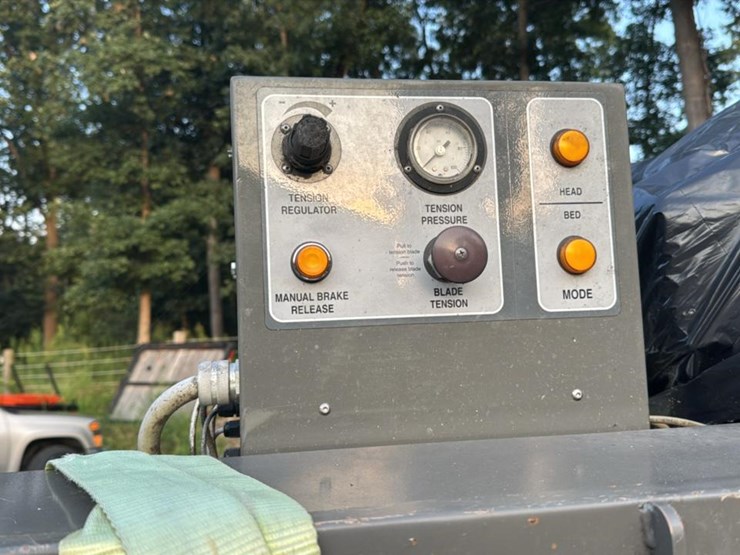 #129-•-2004-wood-mizer-lt300-bandmill-image-16